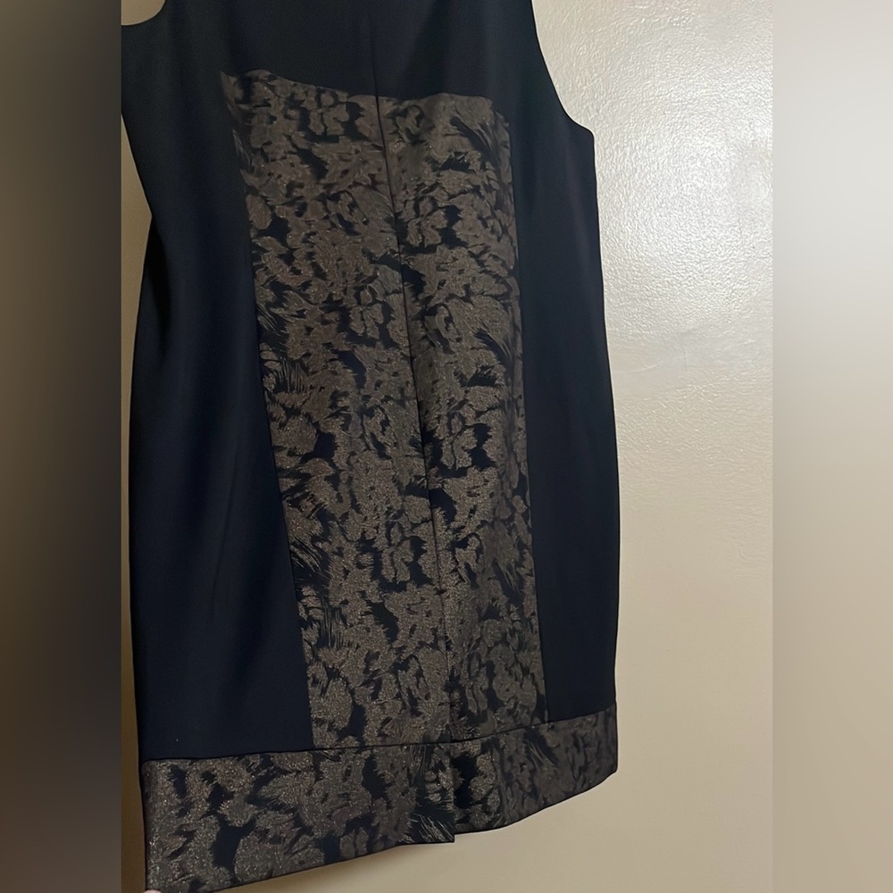 Tahari Dress Sz 22W Black/Gold Round Neck Abstract Design Worship Office Formal - Picture 4 of 8